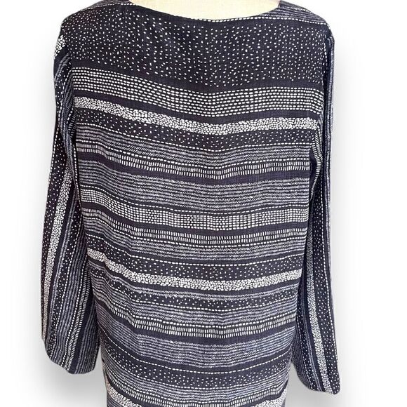 Nic+Zoe | EUC Women’s Blue and White Abstract Printed Tunic Size M - Picture 6 of 7